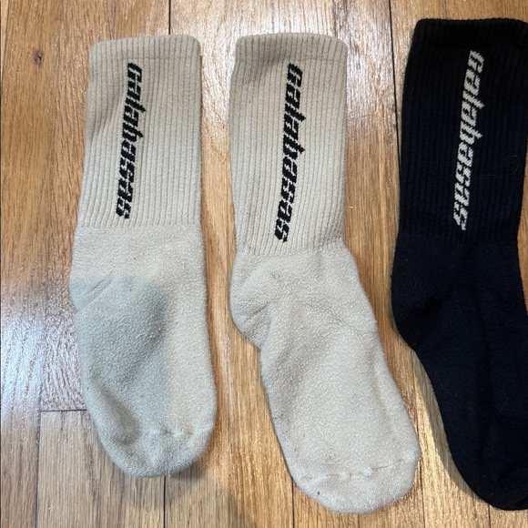 Yeezy Calabasas Socks (3 Pack) Core/Glacier/Sand - Picture 3 of 5